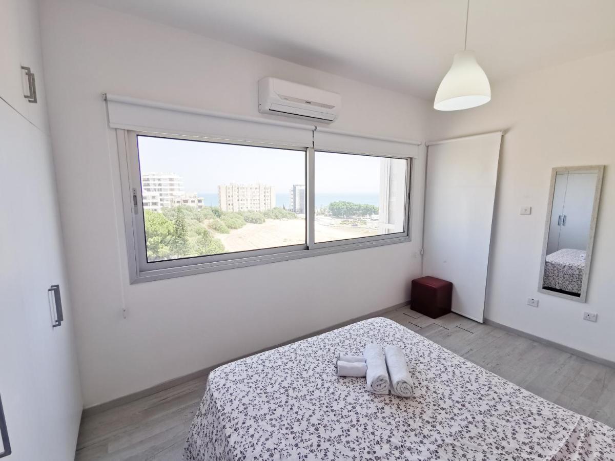 Mackenzie Seaview Paradise Ларнака Экстерьер фото